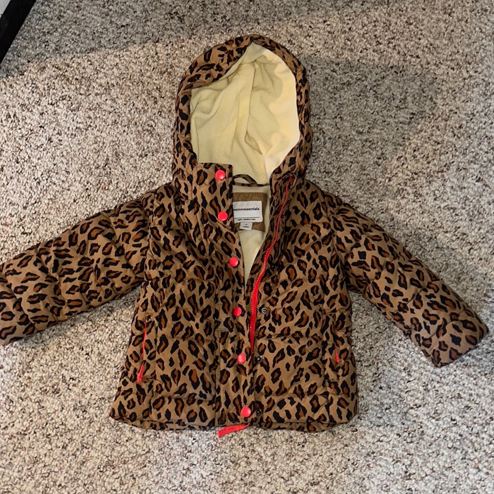 Amazon Essentials Leopard Print Puffer Jacket